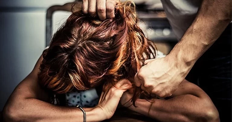 Ərinə it dedi, döyülərək xəstəxanalıq oldu