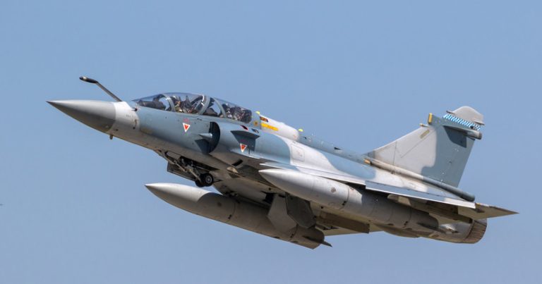Fransa Ukraynaya “Mirage 2000-5” qırıcıları verəcək