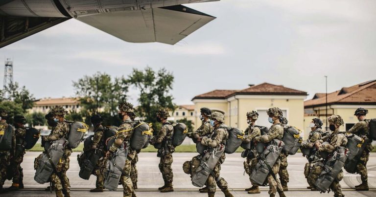 Avropa Ukraynaya on minlərlə əsgər göndərmək istəyir