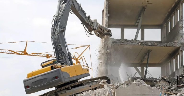 Bakıda 4 bina sökülür: sakinlərə bu qədər pul veriləcək