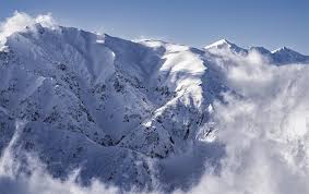 Yüksək dağlıq ərazilərdə qar uçqunu təhlükəsi – FHN MÜRACİƏT ETDİ