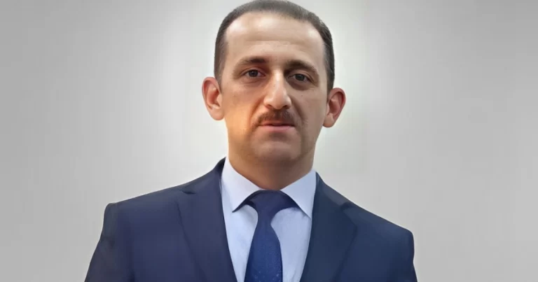 Məktəbdəki bıçaqlanmaya görə sektor müdiri və direktor CƏZALANDIRILDILAR