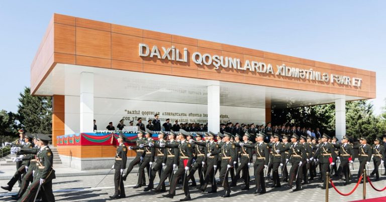 DİN-in Hərbi İnstitutunda buraxılış olub