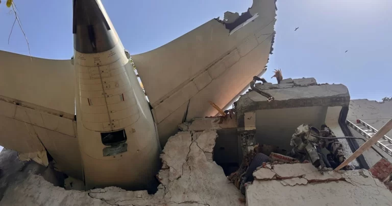 Təyyarə qəzasında ölənlərin sayı 110-u keçdi