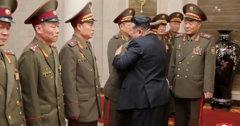 Şimali Koreyanın generalları Rusiyanı təcili tərk ediblər