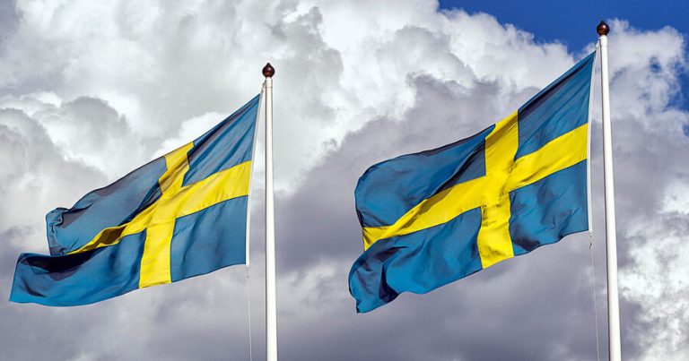 İsveç Ukraynanın dövlət qurumlarına 100 milyon kron göndərəcək