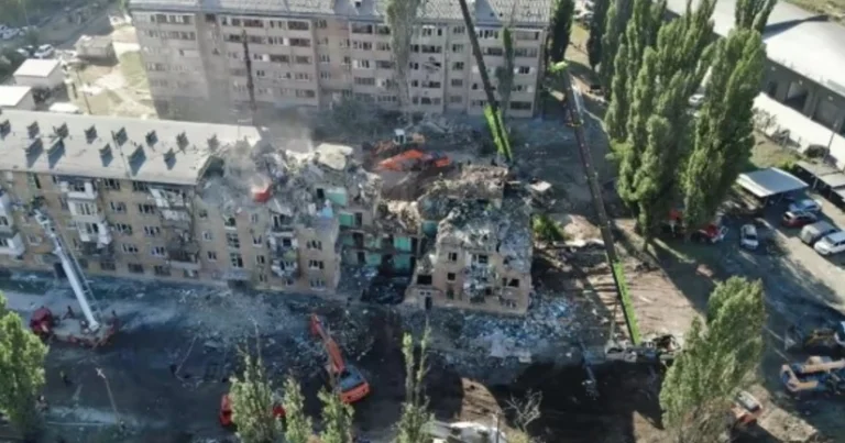 Rusiyanın Kiyevə endirdiyi zərbələr nəticəsində ölənlərin sayı 23-ə yüksəlib