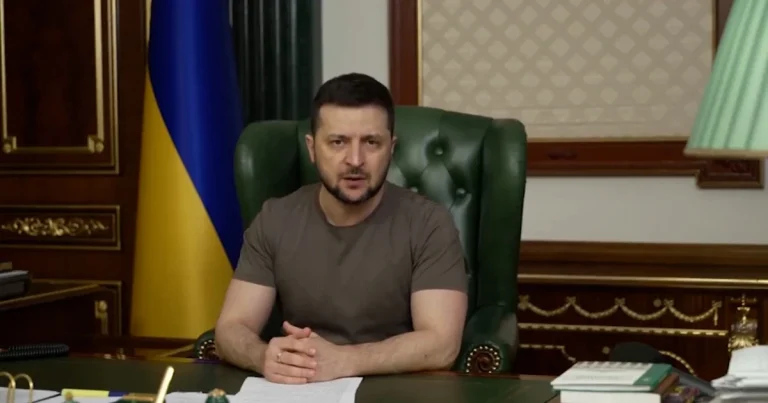 Zelenski Rusiya ilə münaqişənin dayandırılması üçün şərtini açıqladı
