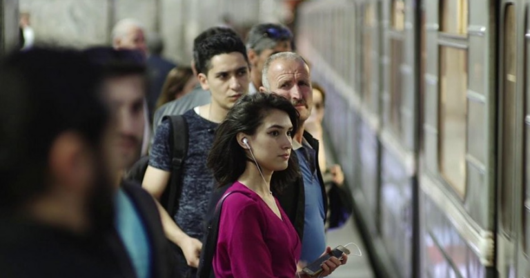 Metrodan istifadə edənlərin nəzərinə – “28 May”dan “Dərnəgül”ə qatar getməyəcək