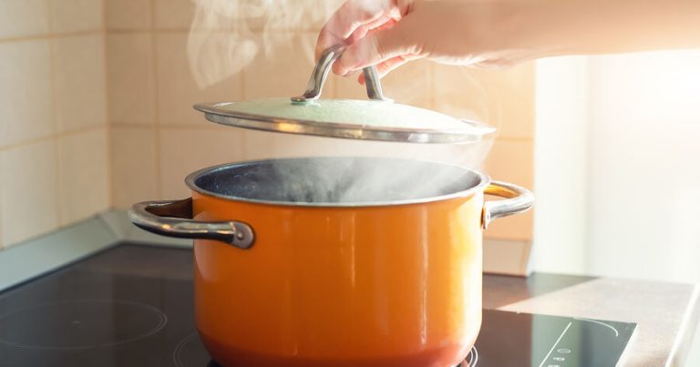 Çox isti yeməklərin təhlükələri barədə xəbərdarlıq edilib