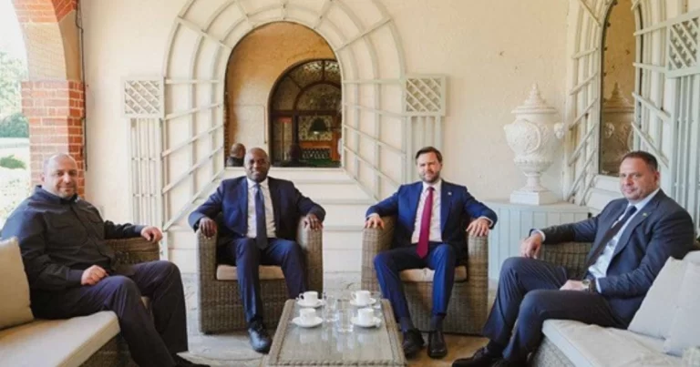 Andrey Yermak: “Cəbhə xətti sərhəd ola bilməz”