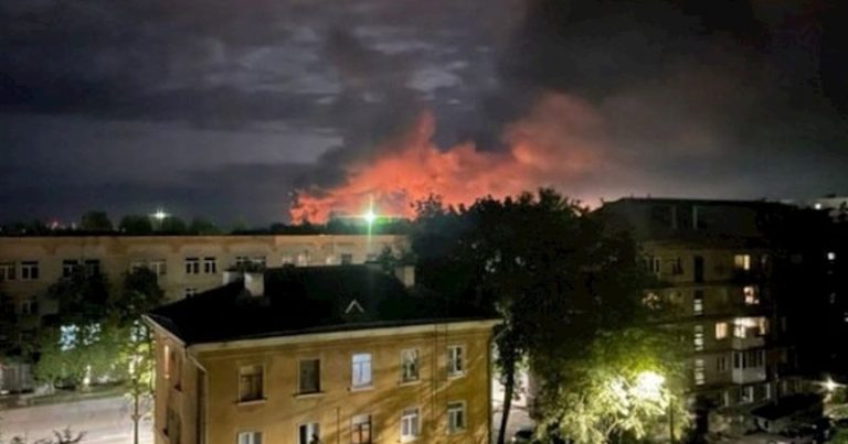 Gecə dəhşəti: 598 dron və 31 raketlə Ukraynaya hücum edildi