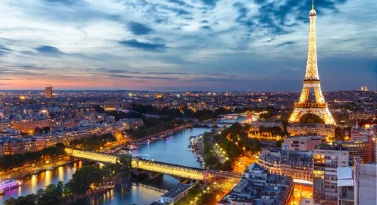 Hər yerdə kobud insanlar, uzun növbələr və oğrular: məşhur turist şəhəri öz reputasiyasını itirir