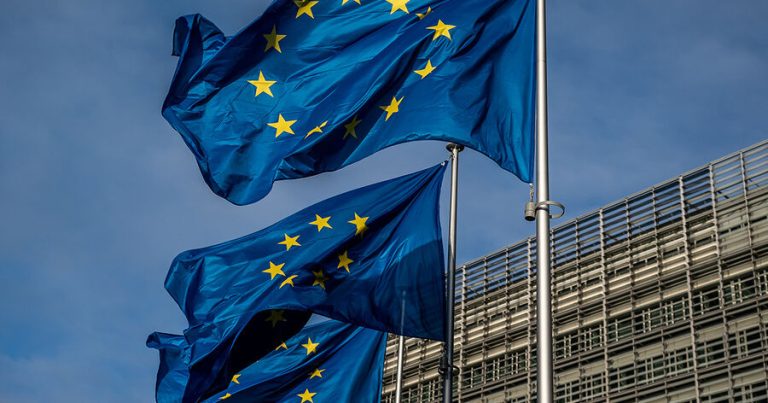 Aİ Putin-Tramp görüşü zamanı Rusiyaya qarşı sanksiyaları davam etdirəcək