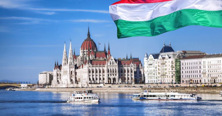 Macarıstan Aİ-nin Ukraynaya ayırdığı 6,6 milyard avroluq vəsaiti blokladı