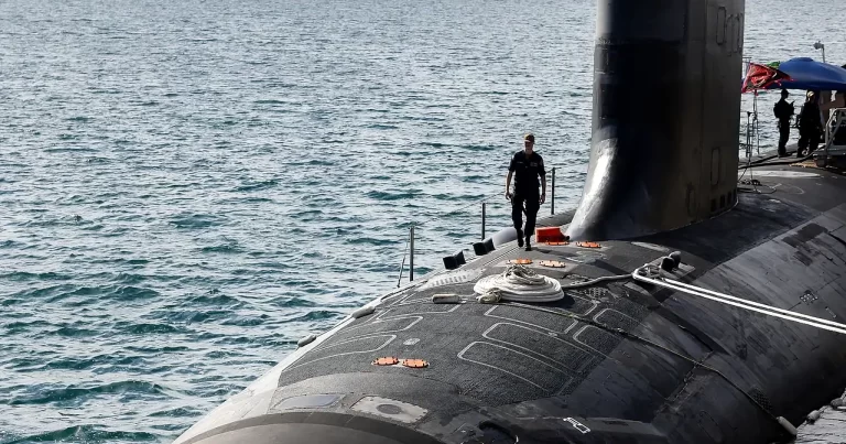 Trampın atom sualtı qayıqları ilə bağlı bəyanatının məqsədi açıqlanıb