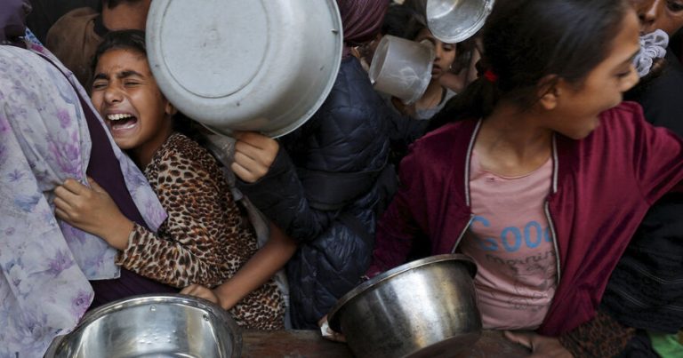 BMT Qəzzada aclıq elan edib