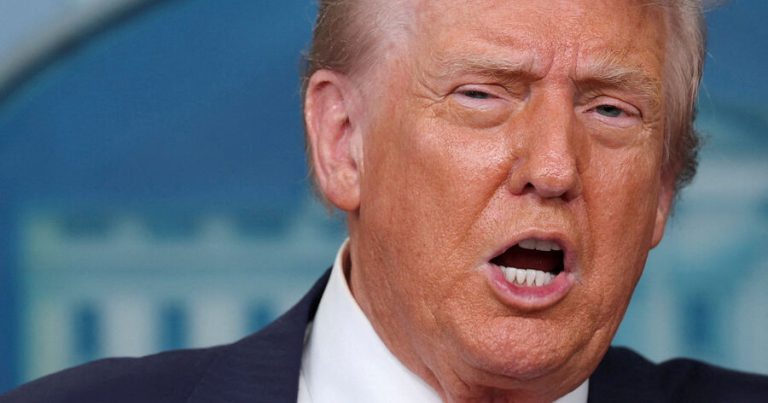 Tramp Üçüncü Dünya Müharibəsi riskindən danışıb