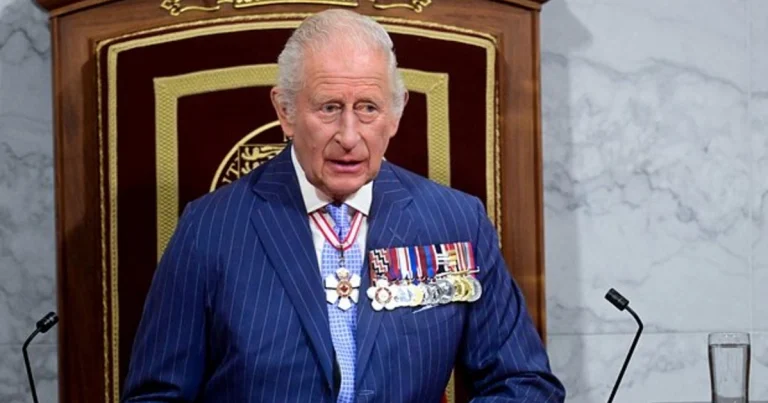 KİV: Kral III Çarlzın səhhəti pisləşib