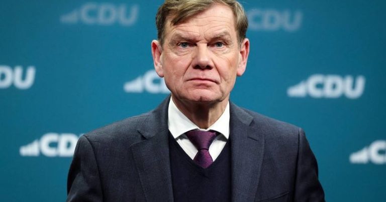 Almaniya XİN başçısı: Ukrayna atəşkəs olmadan danışıqlara getməyəcək