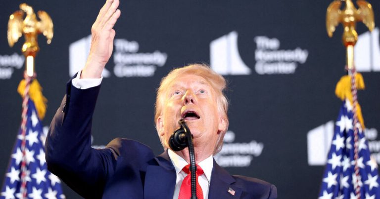 Ağ Ev: “Tramp sülh elçisi rolunu öz üzərinə götürüb”