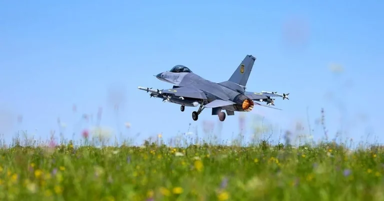 Belçika Ukraynaya F-16 qırıcılarını gələn ay təhvil verəcək