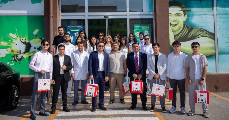 Özbəkistan universitetlərinin tələbələri “Ulduz” Şokolad Fabrikində istehsalat təcrübəsində iştirak ediblər