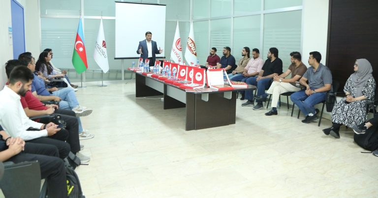 Pakistanlı MBA tələbələri “Ulduz” şokolad fabrikində istehsalat turunda iştirak ediblər