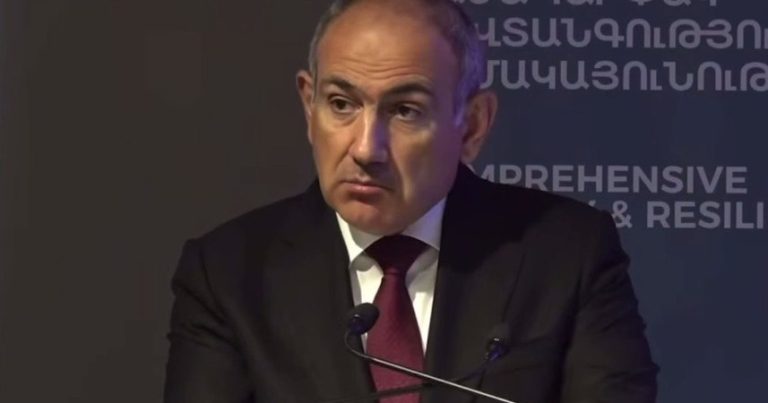 Paşinyan: Qarabağa iddialardan vaz keçdikcə Ermənistanın silah bazarı genişlənir