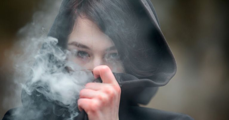 Siqaret çəkənlərin əskik hiss etdiyi vitamin budur