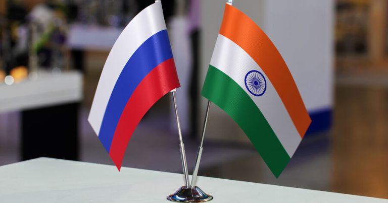 Putin: Rusiya–Hindistan strateji tərəfdaşlığı uğurla inkişaf edir