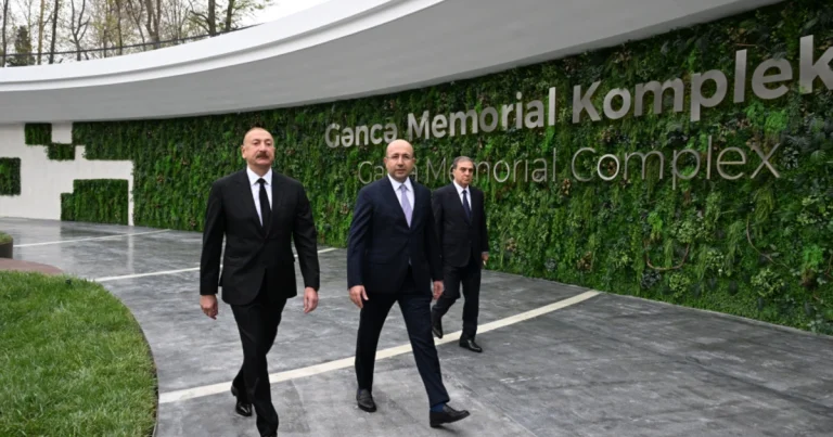 Prezident İlham Əliyev Gəncə Memorial Kompleksinin açılışında iştirak edib