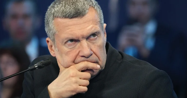 Kremlin təbliğatçısı Vladimir Solovyova qarşı sui-qəsd planlaşdıran şəxs ələ keçirildi