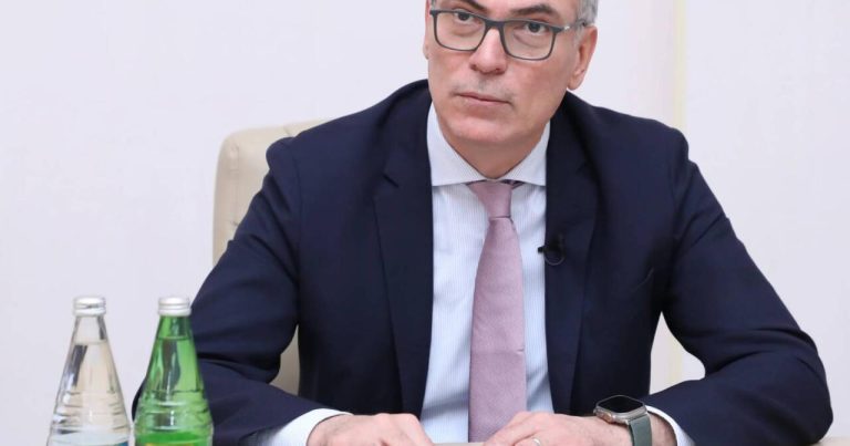 “Azəriqaz”ın rəhbərinin səhhətində problemlər yaranıb, vəziyyəti ağırdır