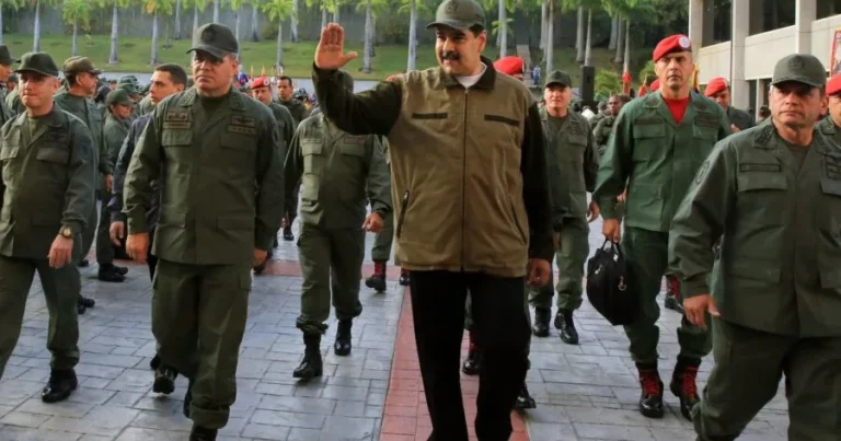 Plan hazırlandı, hədəflər seçildi, ölkə təşvişə düşdü: Dünyanın danışdığı lider təhlükədə