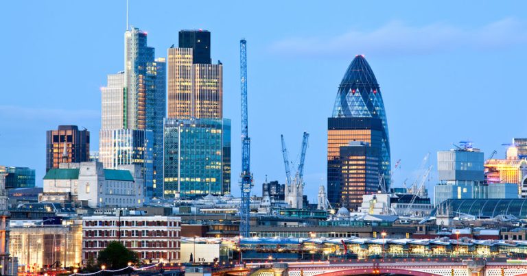 ABŞ şirkətləri Böyük Britaniyaya on milyardlarla dollar sərmayə qoyur