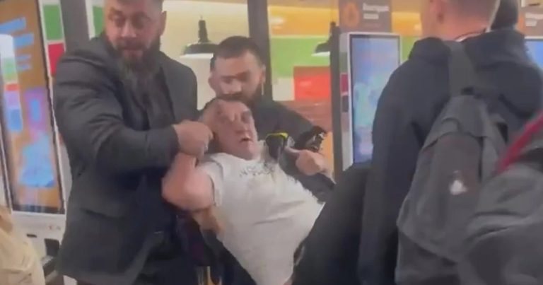 Müsəlmanları təhqir edən erməni blogeri zorla maşına basıb döydülər – ANBAAN VİDEO