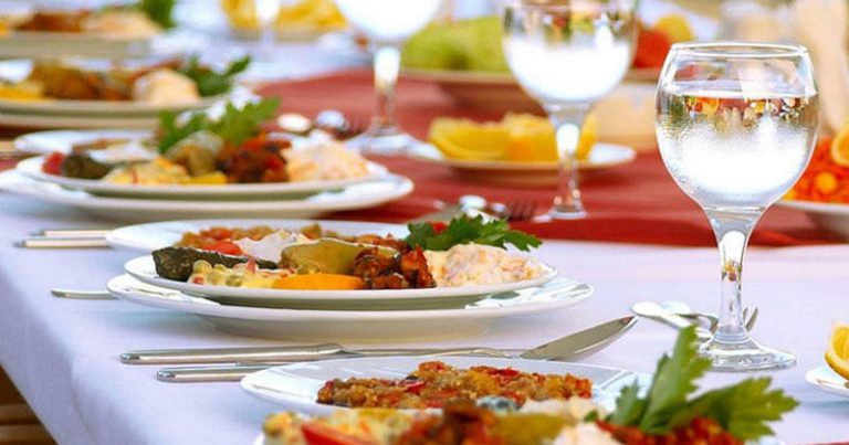 Toya yeməyə gedirik, ya zəhərlənməyə? – AÇIQLAMA