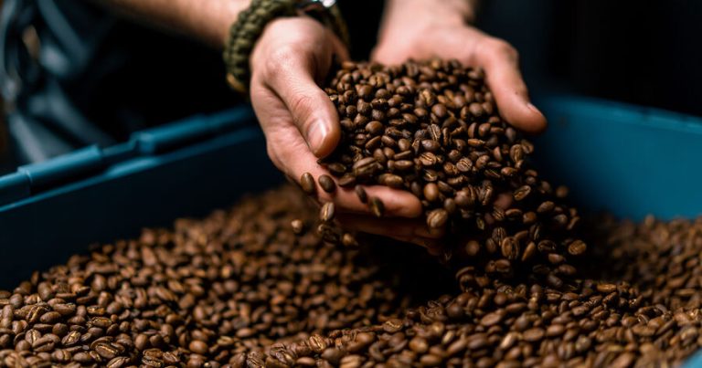 Kofein stress zamanı dözümlülüyü artırır – Araşdırma