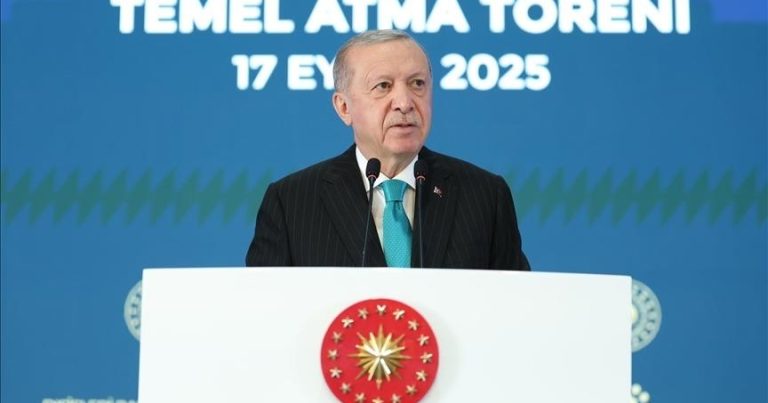 Ərdoğan: Türkiyə müqəddəs Qüdsün təhqir olunmasına imkan verməyəcək