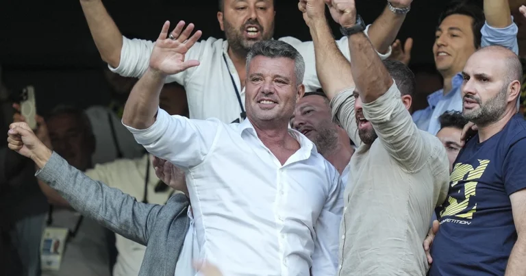 “Fənərbağça”nın yeni prezidenti bəlli oldu