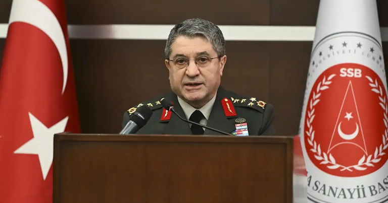 Selçuk Bayraktaroğlu Azərbaycana gələcək