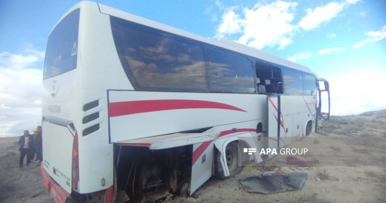SON DƏQİQƏ: Naxçıvanda avtobus dərəyə aşıb, 15-dən çox yaralı var – FOTO