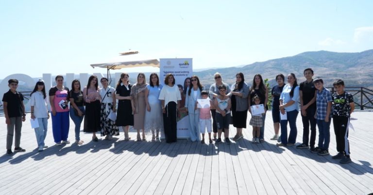 Laçında analar üçün milli dəyərlər və icma əlaqələri mövzularında təlimlər keçirildi (FOTO)