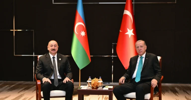 Tiencində İlham Əliyevin Rəcəb Tayyib Ərdoğanla görüşü olub