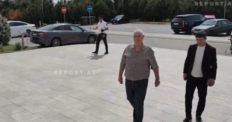 Şərurlu İsfəndiyar məhkəməyə BELƏ GƏLDİ – VİDEO