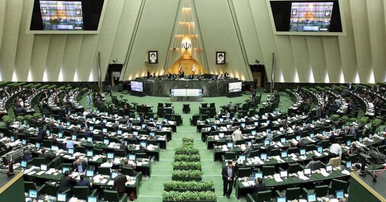 Deputatların Xameneidən təhlükəli tələbi – razı olsa…