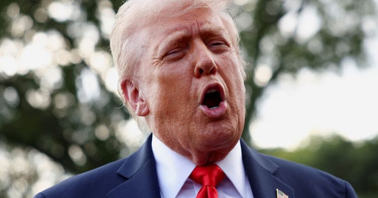 Ekspert: Tramp ABŞ-ın sualtı qayıqlarının üstünlüyü barədə bəyanatlarında blef edir