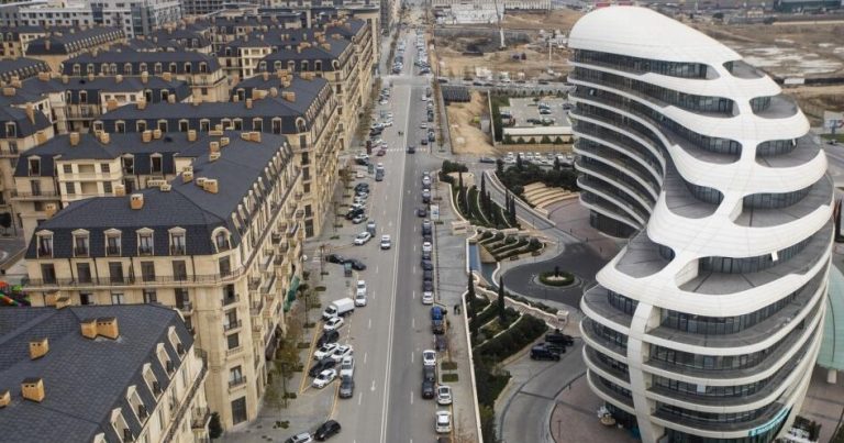 Azərbaycanlı müğənni Ağ şəhərdən yarım milyon manata ev aldı – FOTO