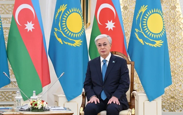 Astanada İlham Əliyevin Kasım-Jomart Tokayev ilə təkbətək görüşü olub